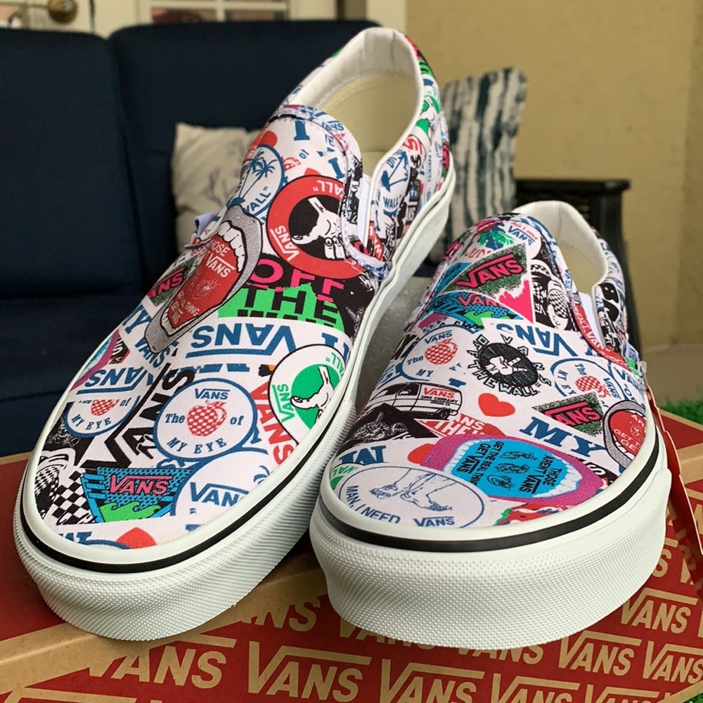 VANS Men’s CLASSIC SLIP-ON VANS MASH UP STICKERS/TRWHT Sneakers - Picture 9 of 16